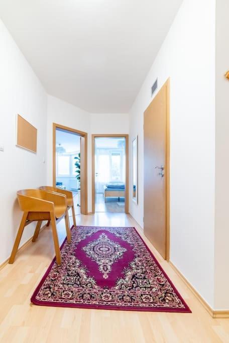 Grape Apartment Μπρατισλάβα Εξωτερικό φωτογραφία